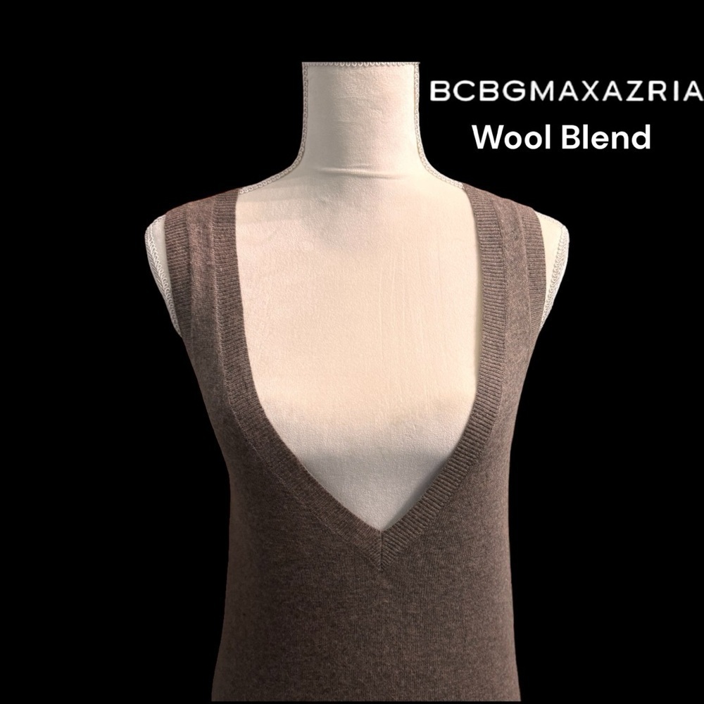 BCBG MAXAZRIA (NWT) Wool Blend, Deep V Neck Sweater Vest, Size Large - Picture 15 of 15
